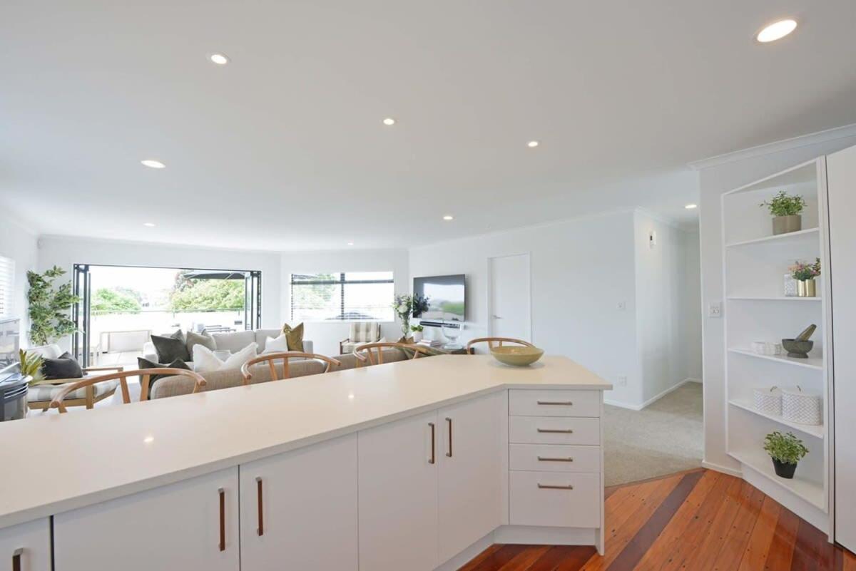 Escape To High End Comforts On Riverton Villa Mount Maunganui Exterior foto