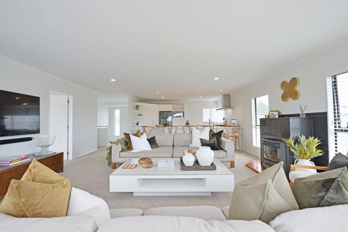 Escape To High End Comforts On Riverton Villa Mount Maunganui Exterior foto