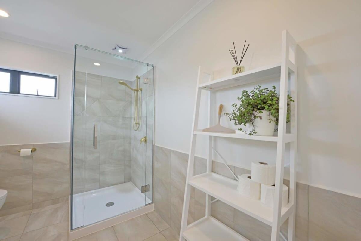 Escape To High End Comforts On Riverton Villa Mount Maunganui Exterior foto