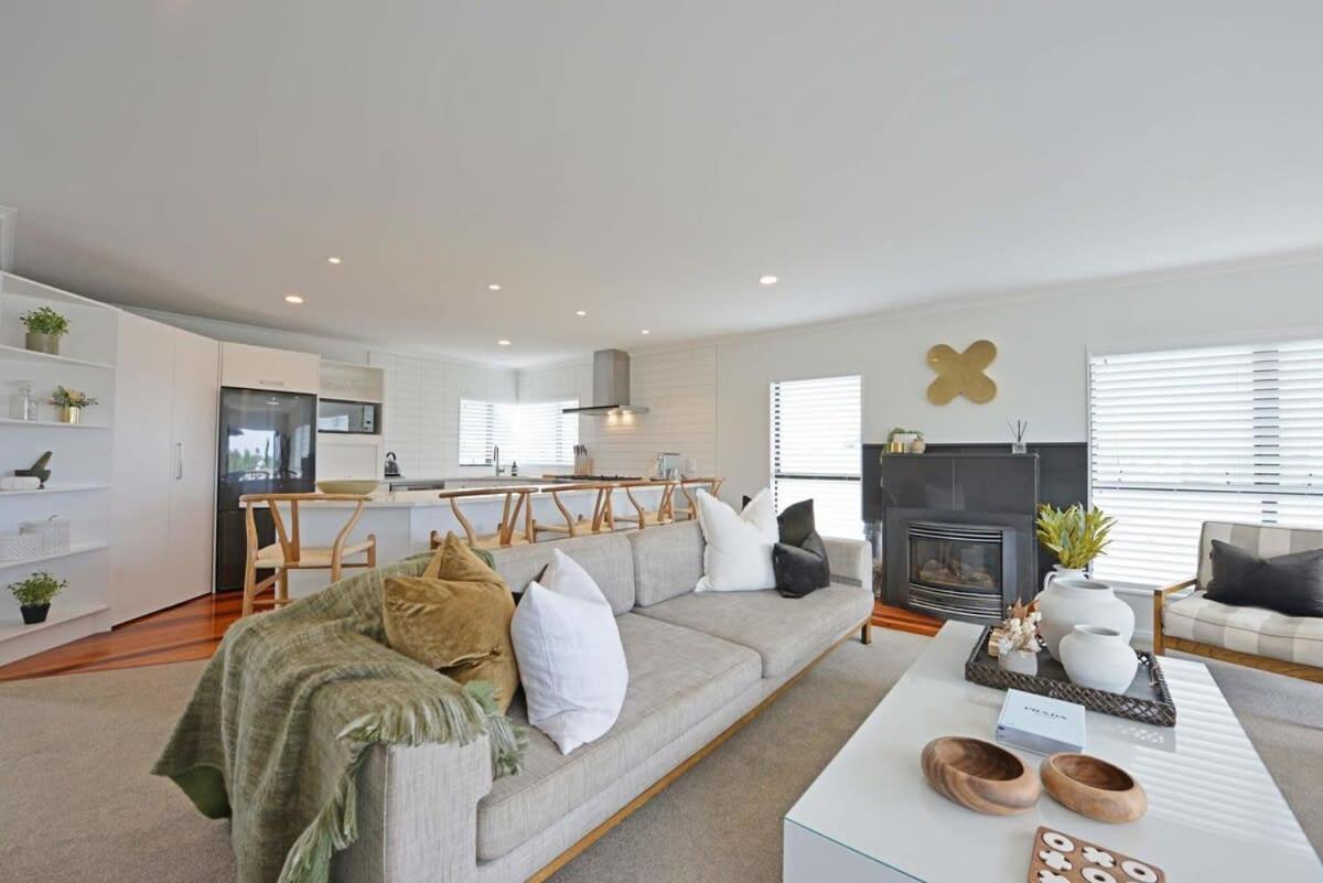 Escape To High End Comforts On Riverton Villa Mount Maunganui Exterior foto