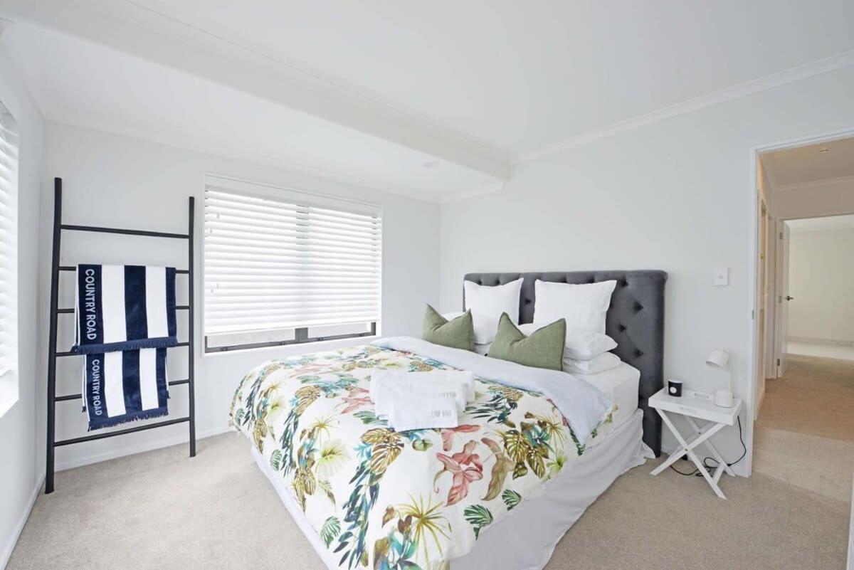 Escape To High End Comforts On Riverton Villa Mount Maunganui Exterior foto