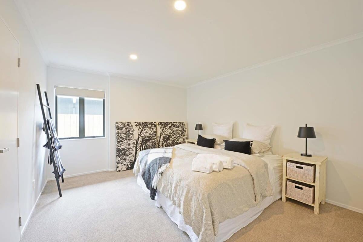 Escape To High End Comforts On Riverton Villa Mount Maunganui Exterior foto