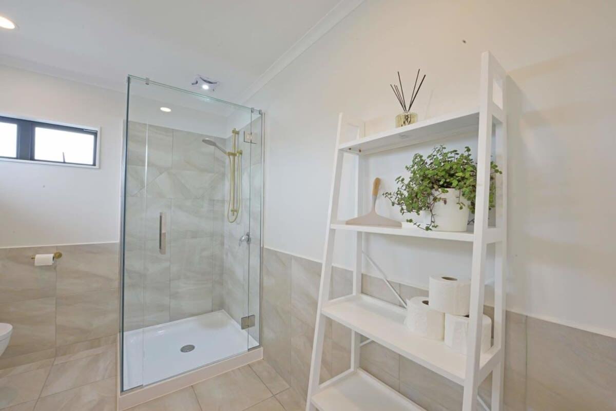 Escape To High End Comforts On Riverton Villa Mount Maunganui Exterior foto